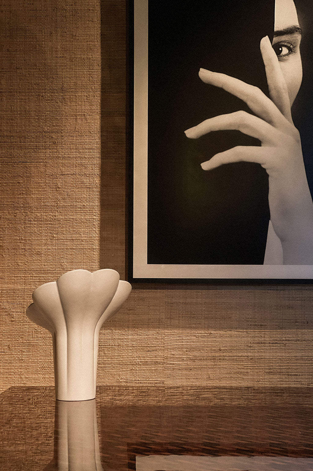 Bottega Bloom Off-White Ceramic Vase