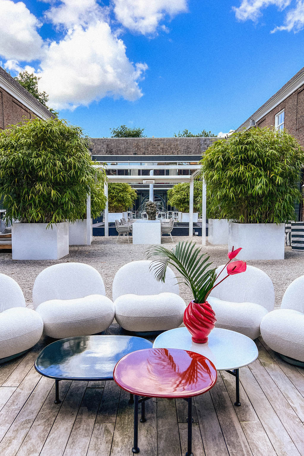 Bottega Curve Vaas - Zon