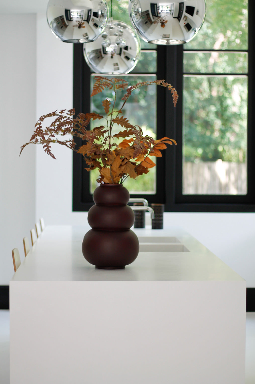 Michelin Vase -  Aubergine