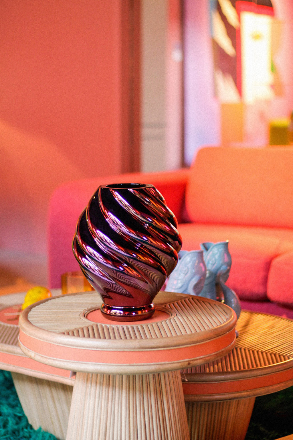 Vase Bottega Curve metallic purple Celaine