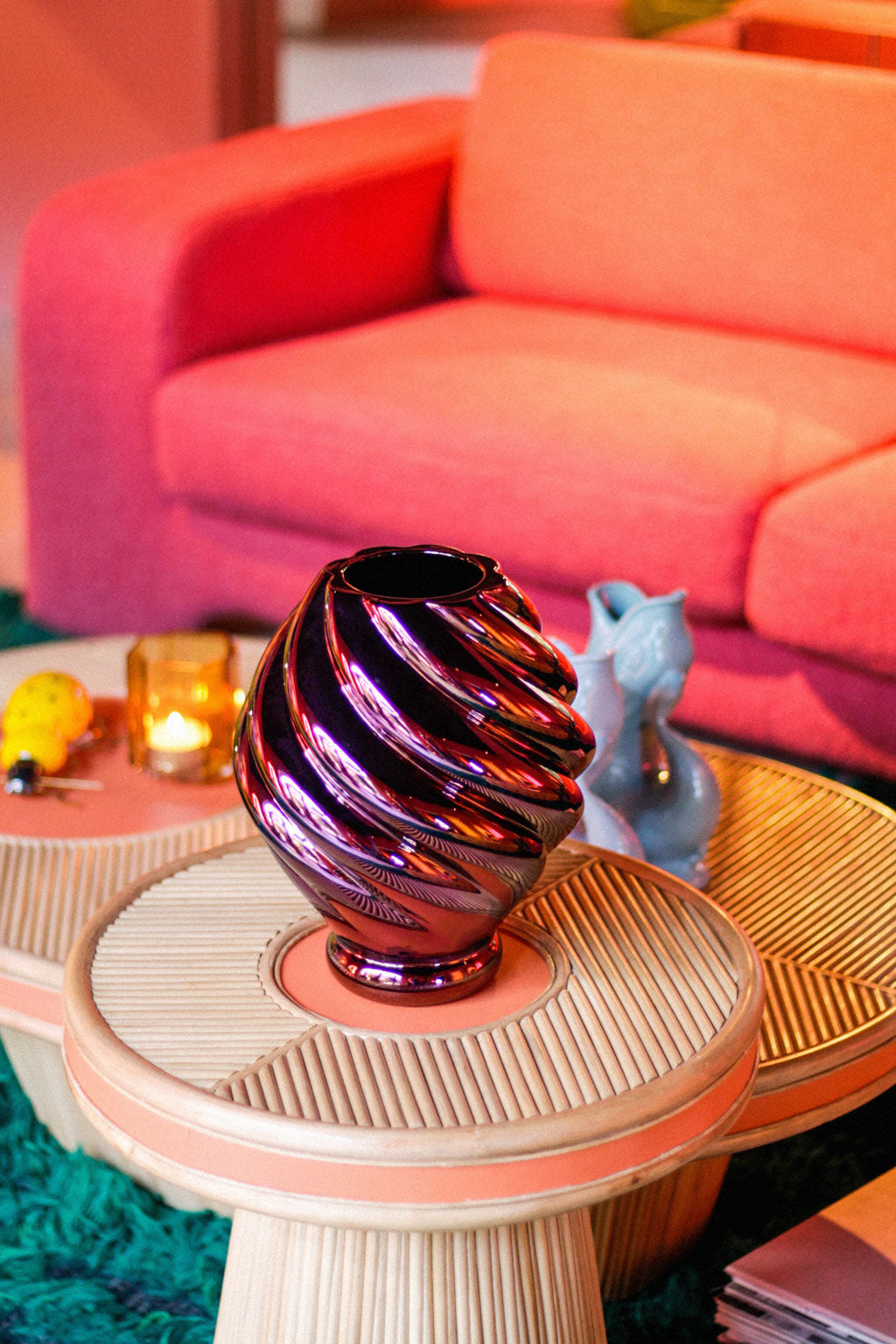 Vase Bottega Curve metallic purple Celaine