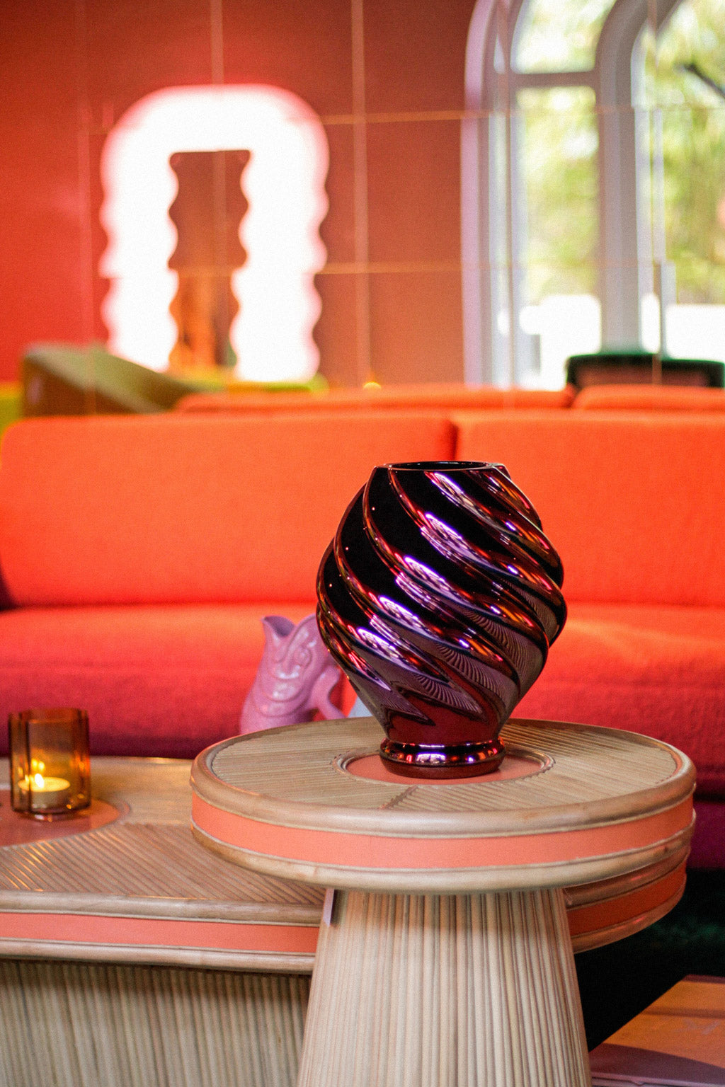 Vase Bottega Curve metallic purple Celaine